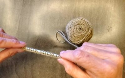 gypsy wagon knits basics: long-tail cast-on