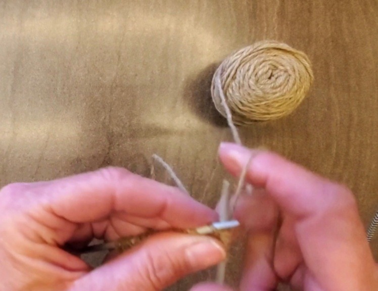 gypsy wagon knits basics: the knit stitch