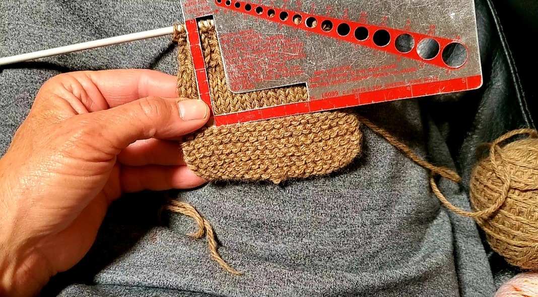 gypsy wagon knitting basics: how to measure gauge